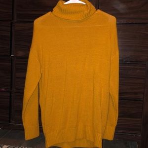 Women’s FOREVER 21 Turtleneck - Size M